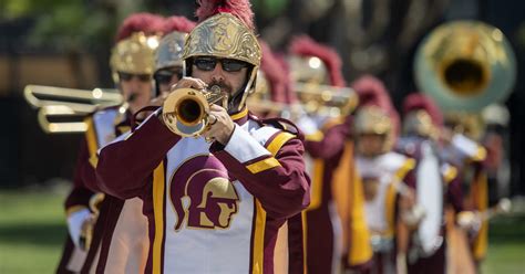 Largest Band In USC School History Performs On Saturday - CBS Los Angeles