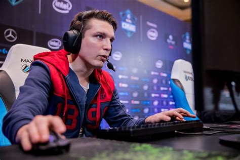 File Mag ESL One Genting 2018 Liquipedia Commons Wiki