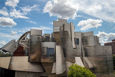 Weisman Art Museum Building - Maciej Swulinski