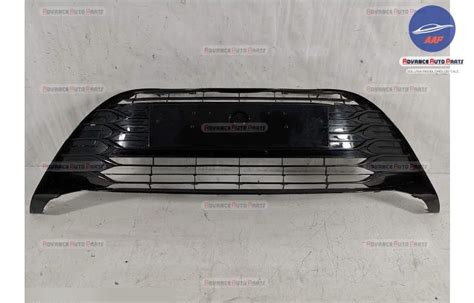 Grila Centrala Radiator Originala Toyota Yaris Xp Facelift