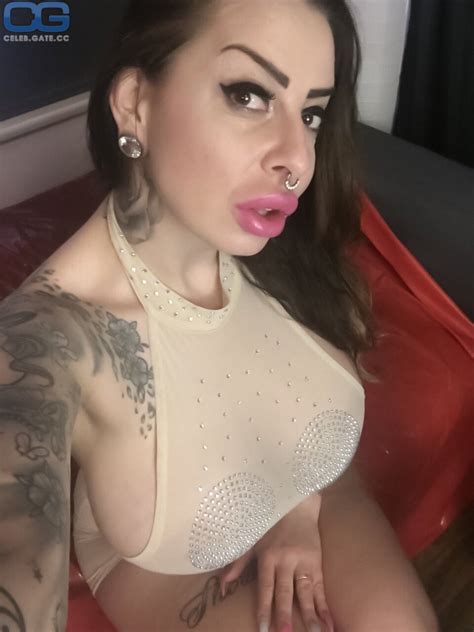 NinaVegas Nude Pictures Onlyfans Leaks Playboy Photos Sex Scene Uncensored