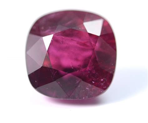 Wholesale Rhodolite Garnet Gemstones In Consistent Quality