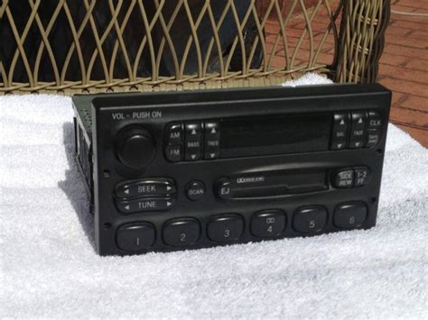 Ford F150 Radio Replacement