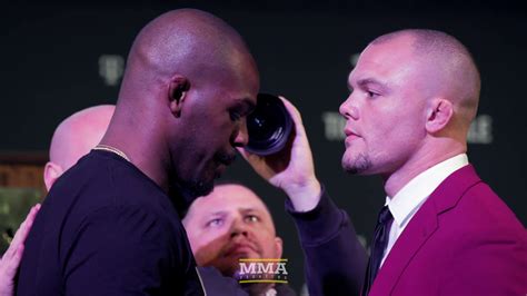 Ufc 235 Jon Jones Vs Anthony Smith Presser Staredown Mma Fighting Youtube