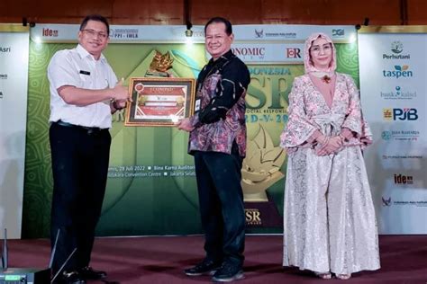 Bank Kalsel Raih Bank Kalsel Raih The Best Sdg S Di Ajang Indonesia Csr