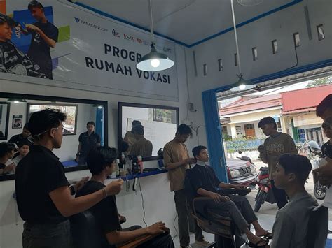 Rumah Zakat Adakan Pelatihan Barbershop Melalui Rumah Vokasi Rumah Zakat