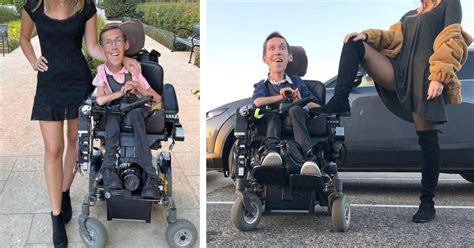 Une Blonde Aux Longues Jambes L Homme Sp Cial S Est Vant De Sa Belle Pouse Ce Qui A Suscit