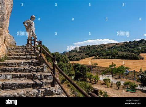 El Monumento Al Pastor Un Monumento Dedicado A Un Pastor Que Muri En