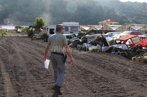 Camporosso Blitz Dei Carabinieri Forestali Sequestrata Discarica