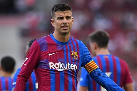 Gerard Pique Claims Barcelona Are Broken Following Lionel Messi S Exit