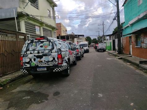 Homem mantém mulher e filhos reféns dentro da própria casa em Manaus