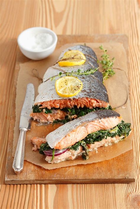 Gefüllter Lachs Rezept EAT SMARTER