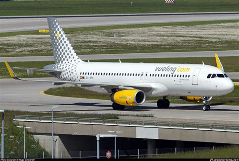 Ec Mfk Vueling Airbus A Wl Photo By Hugo Schwarzer Id