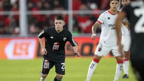 Récord en el fútbol argentino debutó el jugador más joven de la historia