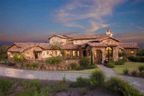 Old World Hacienda Offers Timeless Design Features In Austin Texas