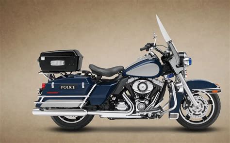 2013 Harley Davidson FLHP Road King Police Review