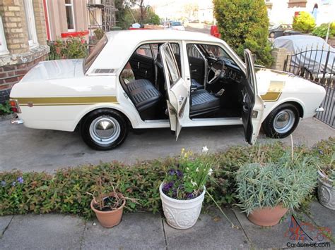 1968 FORD CORTINA MK 2 SERIES 1 1600 GT STUNNING VEHICLE IN EVERY RESPECT