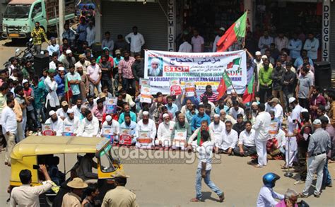 Sdpi Stages Protest Over Sedition Case Against Sajjad Nomani