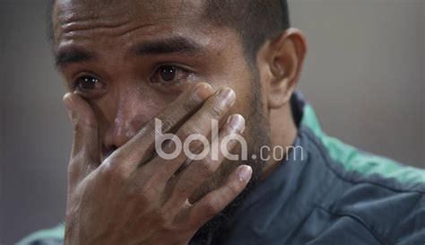 Ekspresi Sedih Pemain Timnas Indonesia Foto Bola