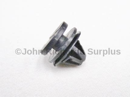 Land Rover Body Moulding Clip Dyc