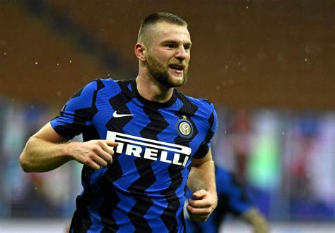 Skriniar De Vrij Bastoni Will Remain Inter S Starting Defence Next