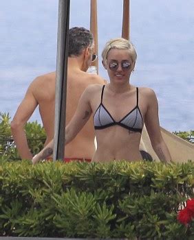 Miley Cyrus Bikini In Barcelona 6 14 14 MQ Phun Org Forum