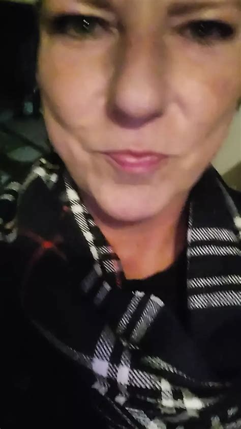 Sexy Americana Milf Faz Xixi E Se Masturba Xhamster