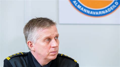 Um sex hundruð manns nú í sóttkví hér á landi Vísir