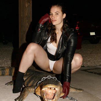 Blonde Phaedra James Gets Naked In Her Bedroom Photos