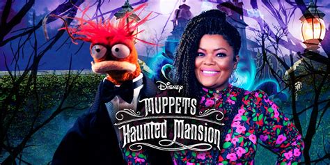 Muppets Haunted Mansion: Pepe and Yvette Nicole Brown on Working with Gonzo