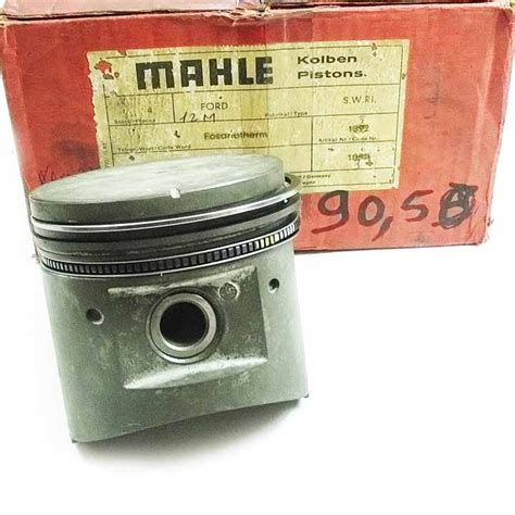 Jeu De 4 Pistons Complets FORD NEUF Pistons 4T Chemises Pistons