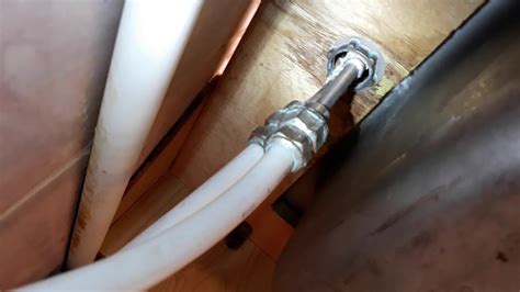 Металлопластик вместо шлангов на смеситель.Plastic instead of hoses on ...