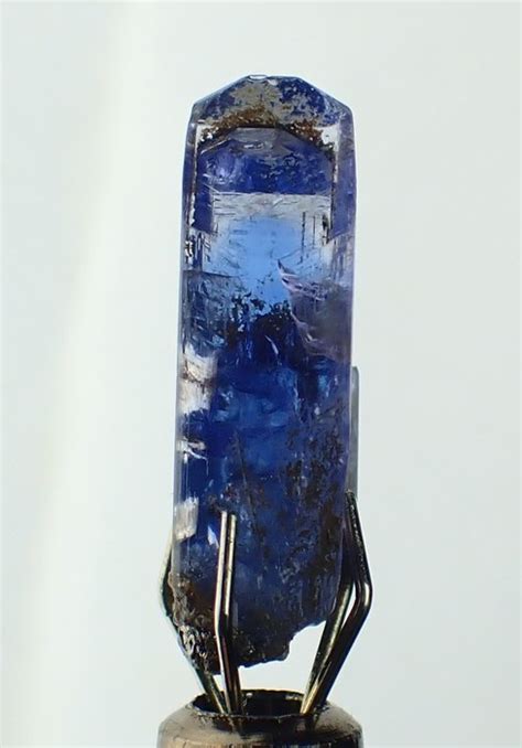 Top Grade Tanzanite Pleochroic Crystal - 17×7×4 mm - 1.13 g - Catawiki