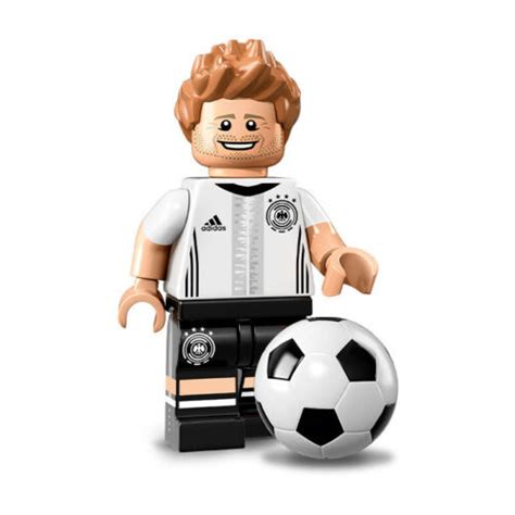 4 Benedikt Höwedes Defender DFB The Mannschaft FlipBricks