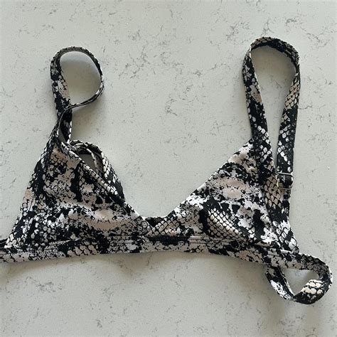 ZAFUL Size Small Bikini Top Love The Pattern On This Depop