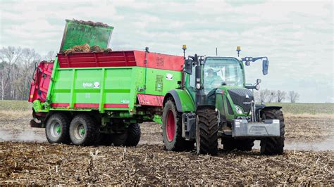 Nowy Nabytek Obornik Adowarka Bokiem Massey Ferguson Fendt