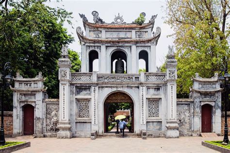 Temple De La Littérature De Hanoï Agence De Voyage Francophone Au Vietnam