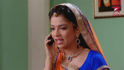 Diya Aur Baati Hum S12E15 Rathis Help Sandhya Full Episode JioCinema USA