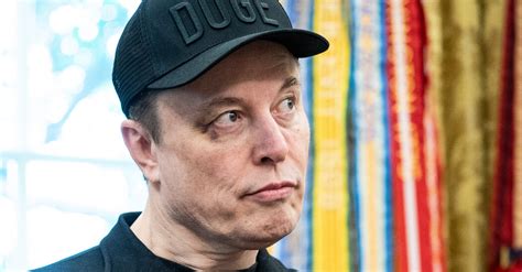 A Black Eye at the White House: Who Punched Elon? – DNyuz