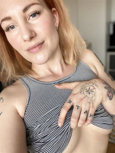 Milf Enough Scrolller