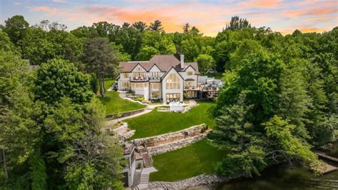 Former Bucks coach Mike Budenholzer sells Okauchee Lake home for $7 million