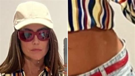 Uau Deborah Secco Ousa Em Look Diferent O E Cria O Rouba A Cena Veja