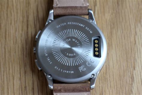 Vector Luna Smartwatch Review | Digital Trends