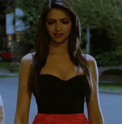 Naked Deepika Padukone In Desi Boyz