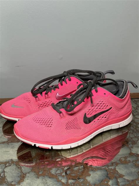 Hot Pink Nike Running Shoes
