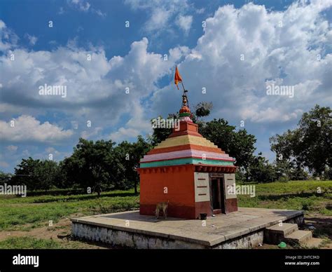 Small old Hindu temple in Gulbarga Stock Photo - Alamy