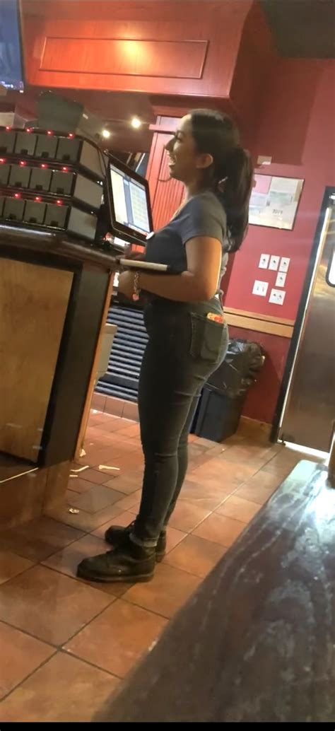 Lil Latina Waitress With A BUTT Tight Jeans Forum