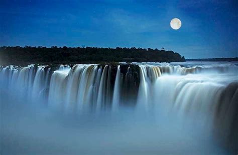 Paseo de la luna llena en Cataratas del Iguazú | Cataratas 365