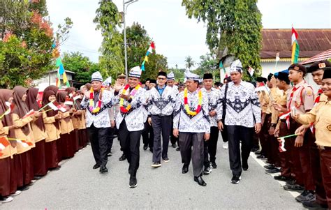 Jadi Inspektur Upacara Hari Pahlawan Bupati Pelalawan Refleksikan