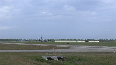 Punta Gorda Airport To Make Emergency Repairs To Cracks In Main Runway